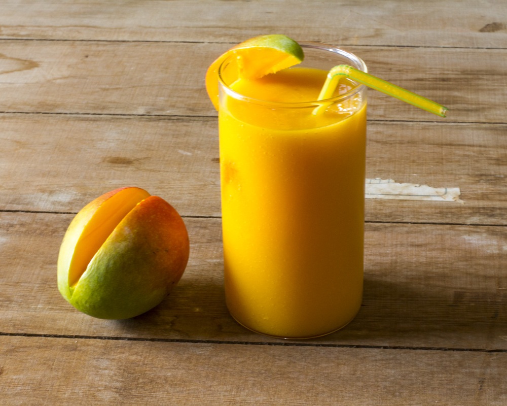 mango-smoothie